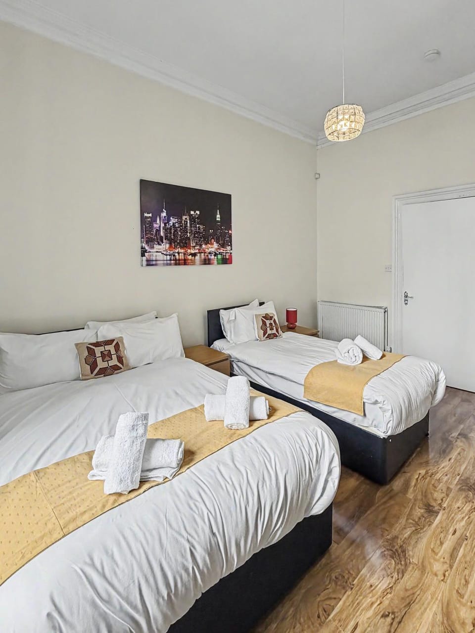 2 Bed Flat in Central Edinburgh Apartment in Edinburgh