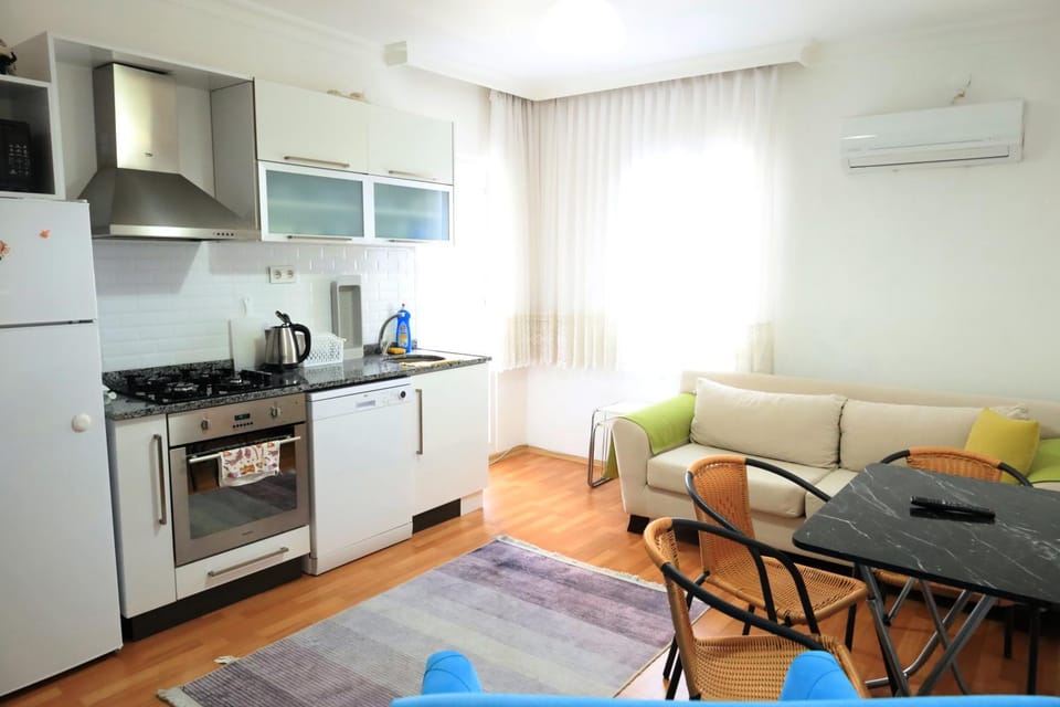Kitchen or kitchenette, Living room, Seating area