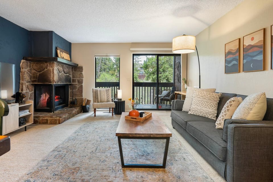 6 Mi to Skiing: Condo w/ Balcony in Fraser! House in Fraser