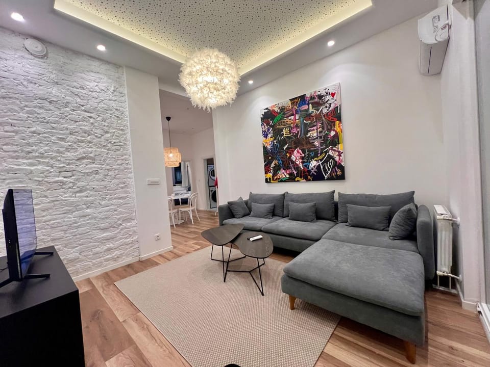 TV and multimedia, Living room, Seating area