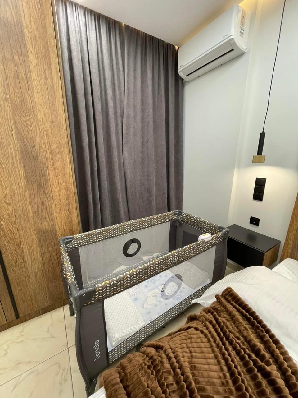 cot