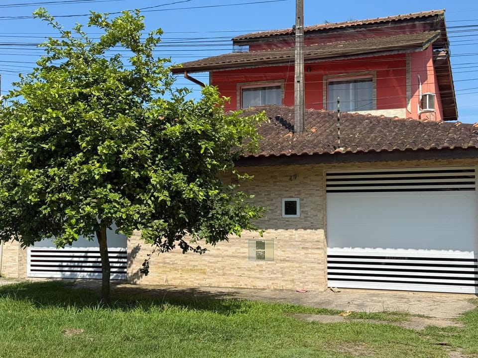 Casa de Praia Nunes House in Bertioga