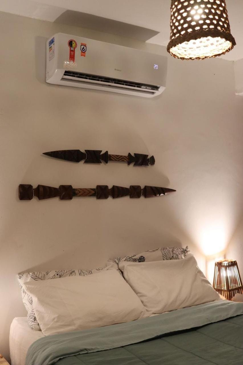 Bed, Photo of the whole room, Bedroom, air conditioner