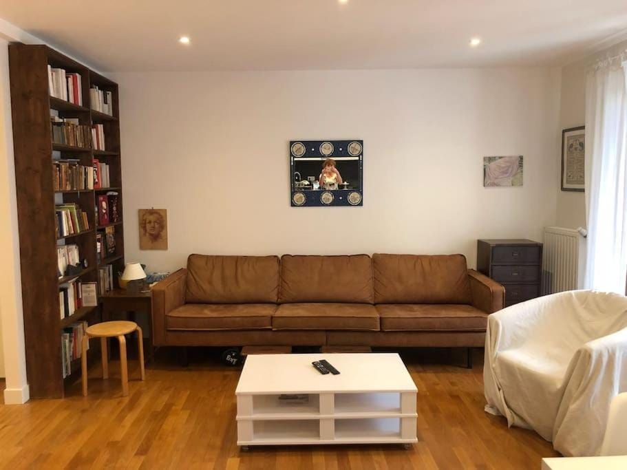 Cosy apartment centre Le Mans 5min train station Apartment in Le Mans