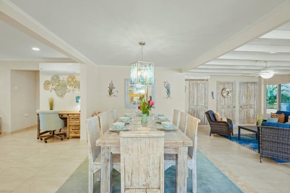 Palm Beach 8BR Villa | Beach Vibe by Bocobay Apartment in Noord