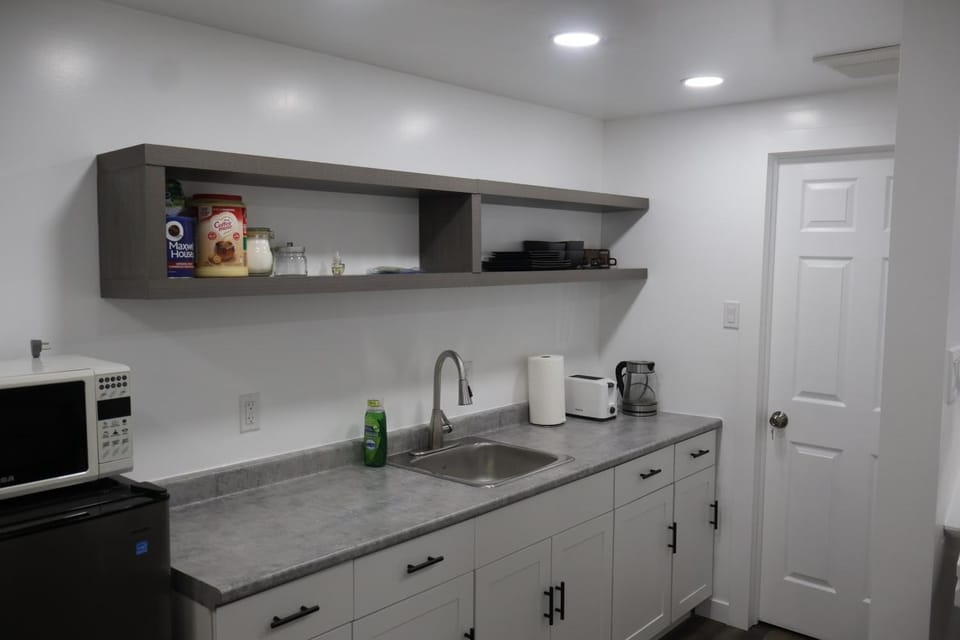 Coffee/tea facilities, Kitchen or kitchenette