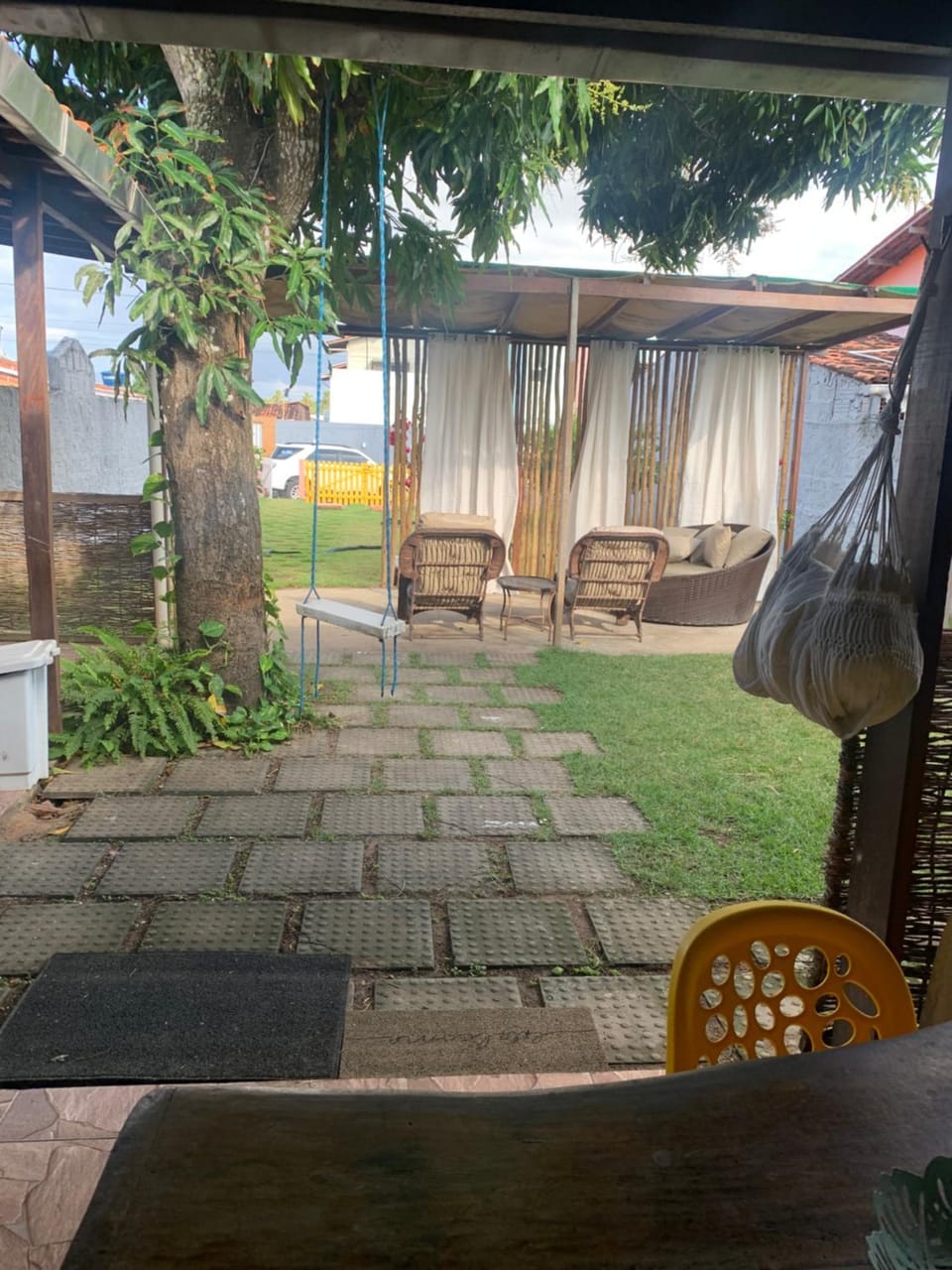 Day, Garden