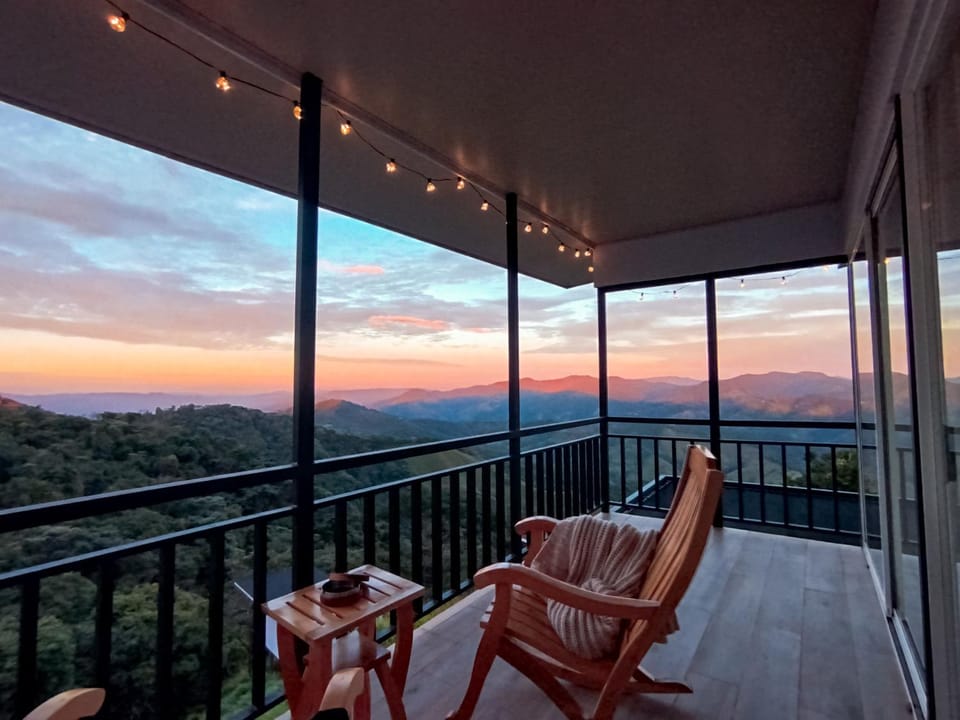 Patio, Natural landscape, View (from property/room), Balcony/Terrace, Mountain view, Sunrise, Sunset