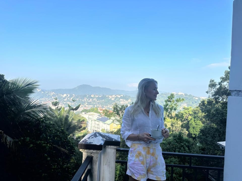 Golden King Residence Bed and Breakfast in Kandy