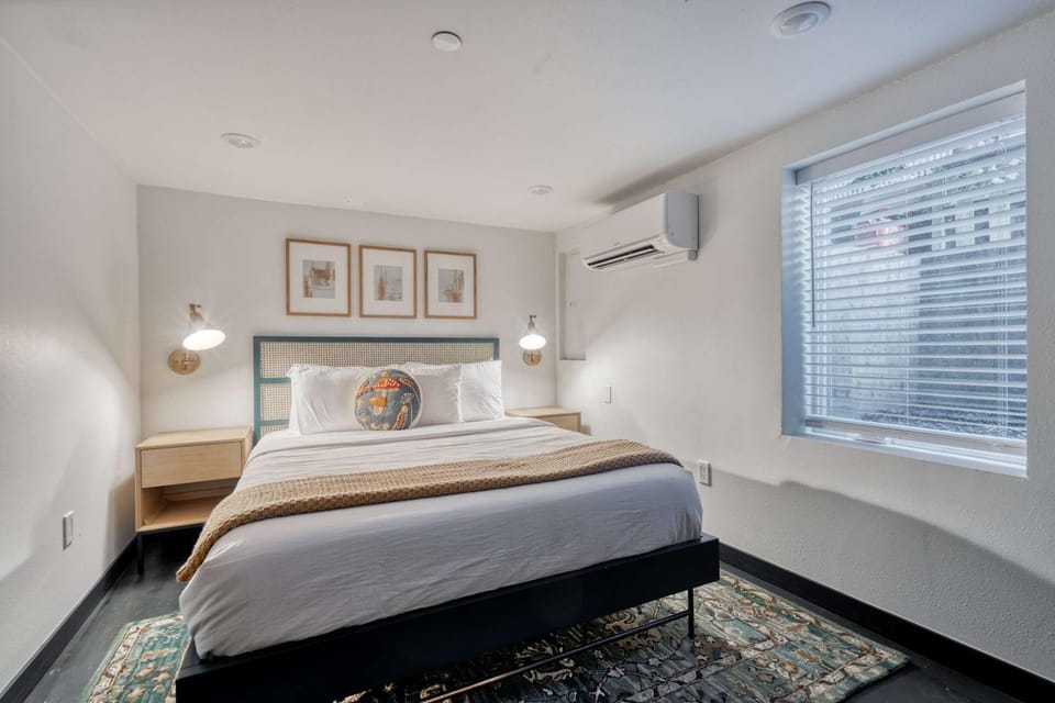 Stay Portland - Luxury Living on NW 23rd Ave, Walk Score 99 Apartment in Portland