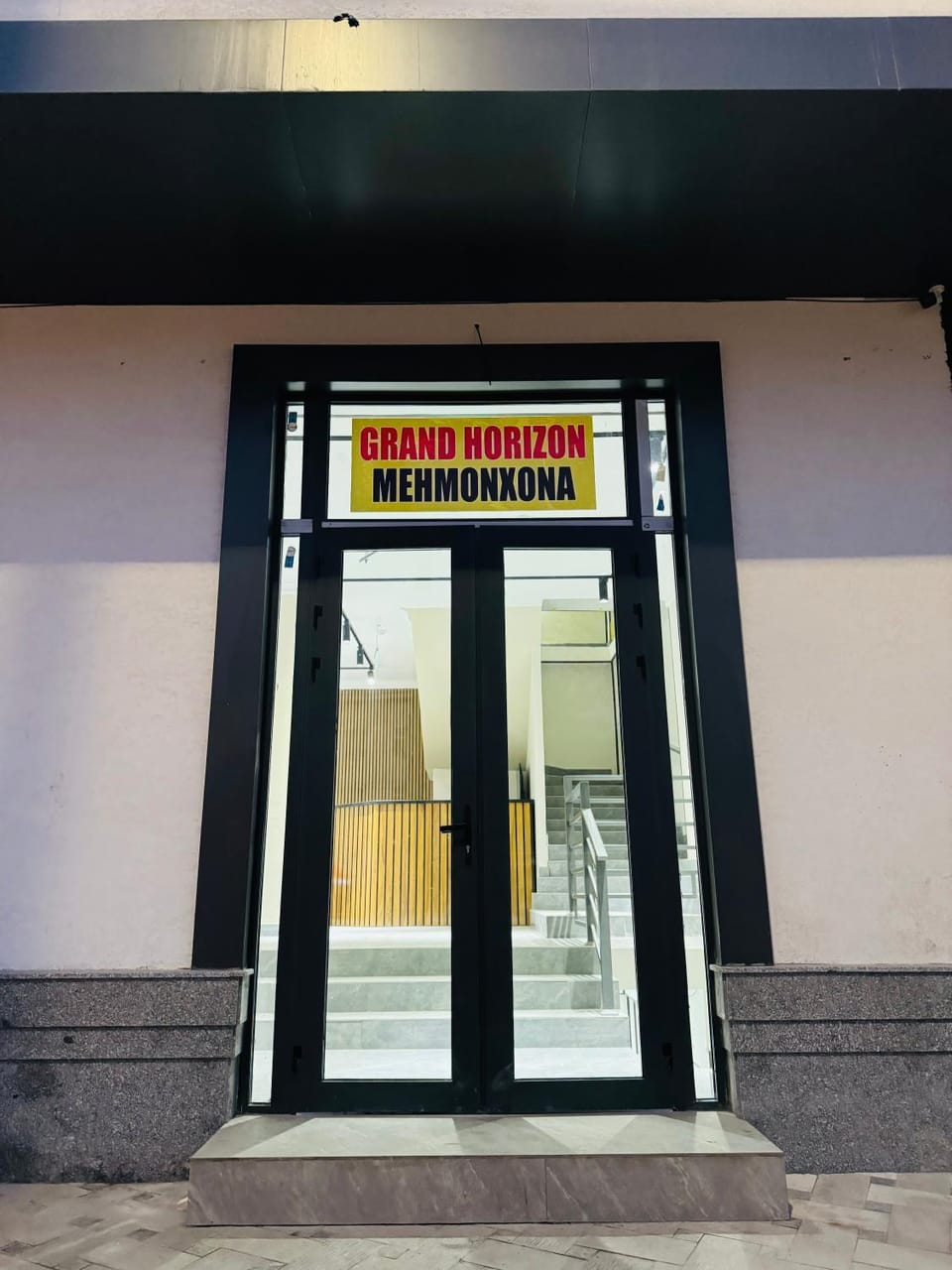 Facade/entrance
