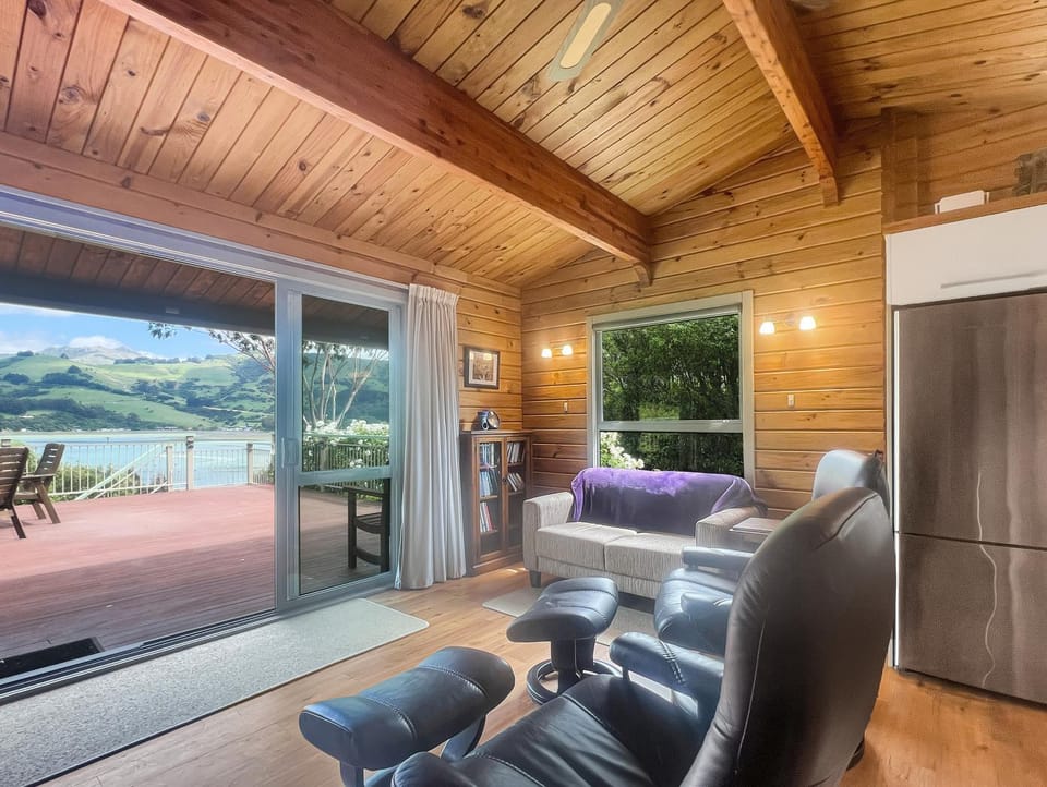 Balcony/Terrace, Living room, Seating area, Mountain view, Sea view
