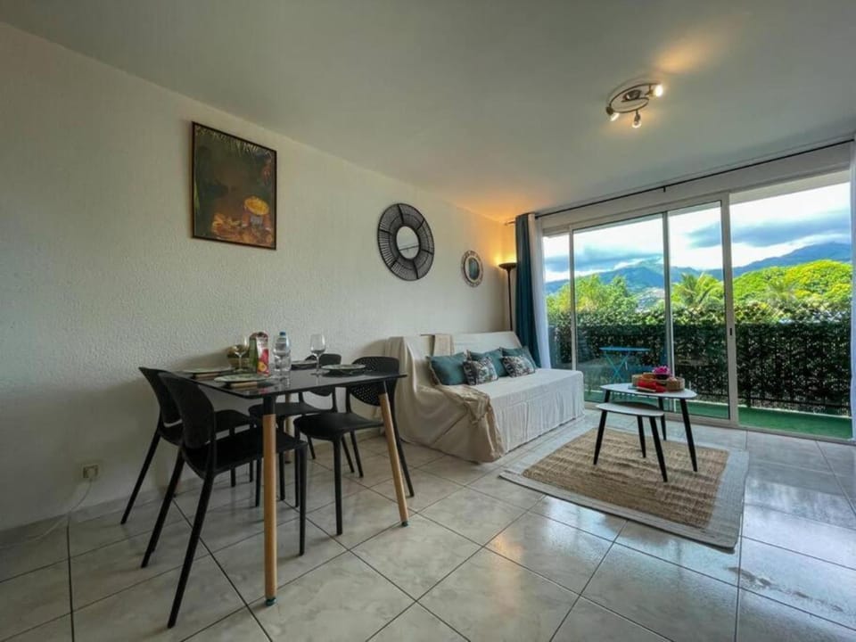 Balcony/Terrace, Living room