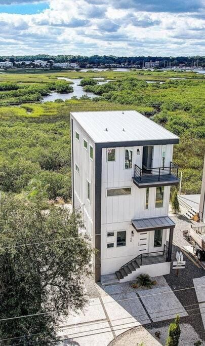 Property building, Natural landscape, Bird's eye view