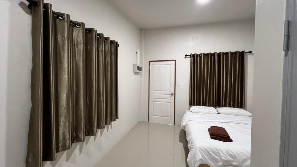 ณ บ้านนอก Organic Farmstay Bed and Breakfast in Laos