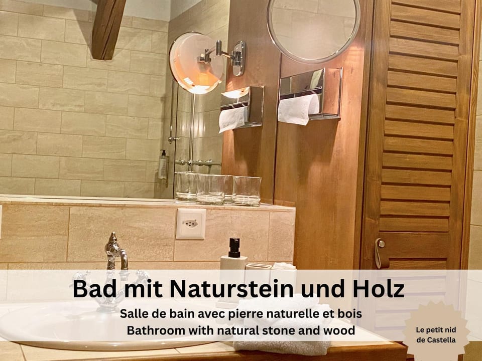 Maison de Castella next to Cathedrale Apartment in Fribourg