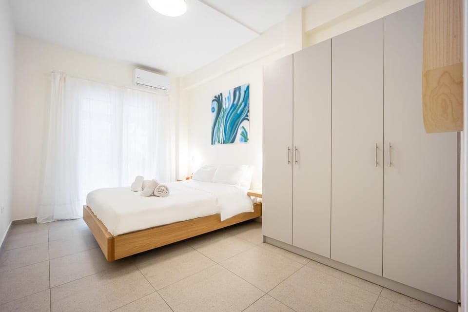 Bed, Photo of the whole room, Bedroom, wardrobe