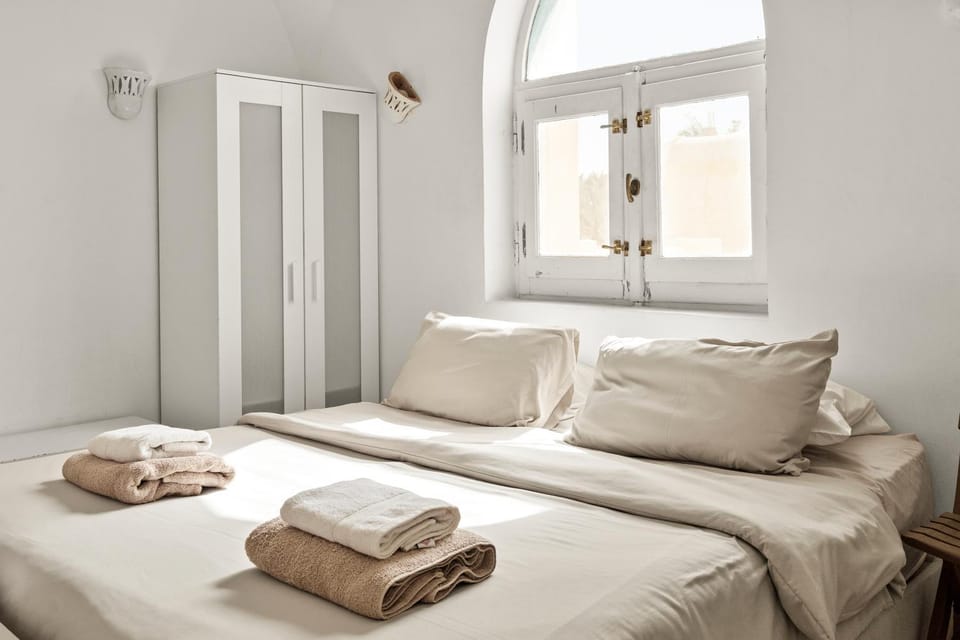 Bed, Photo of the whole room, Bedroom, towels, wardrobe