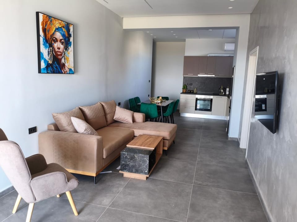 TV and multimedia, Living room, Seating area, oven, air conditioner