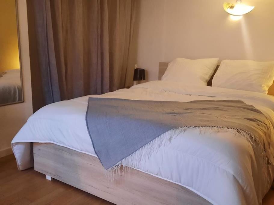Charming Duplex near Disney Apartment in Bussy-Saint-Georges