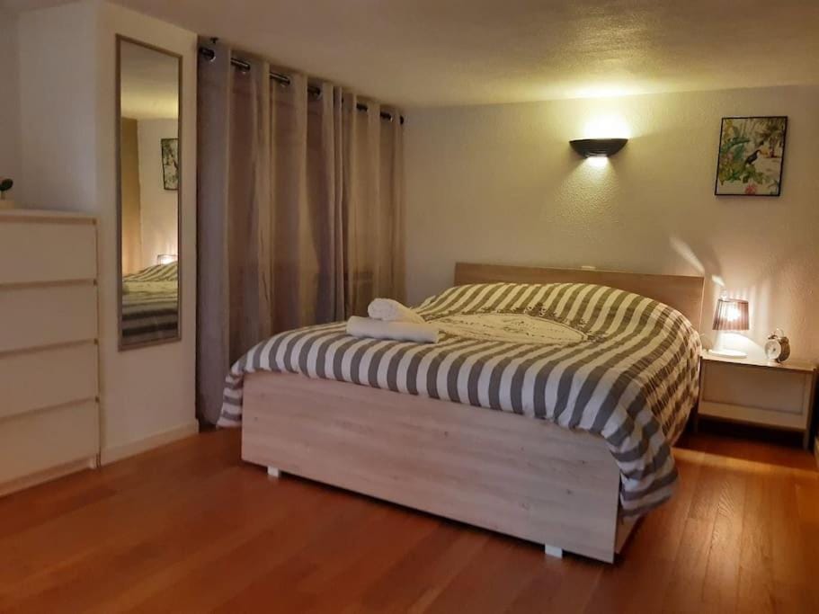Charming Duplex near Disney Apartment in Bussy-Saint-Georges