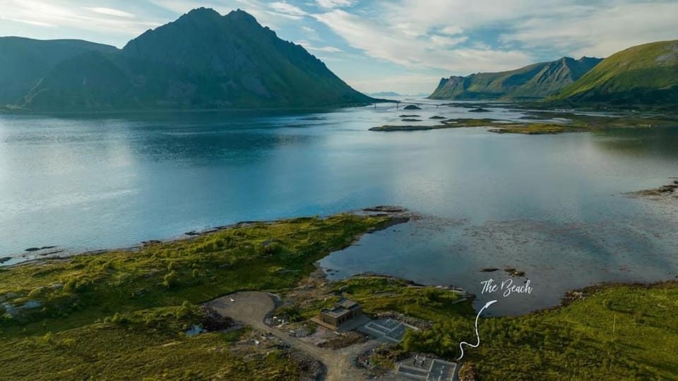 NEW! Lofoten Beach House Villa in Lofoten
