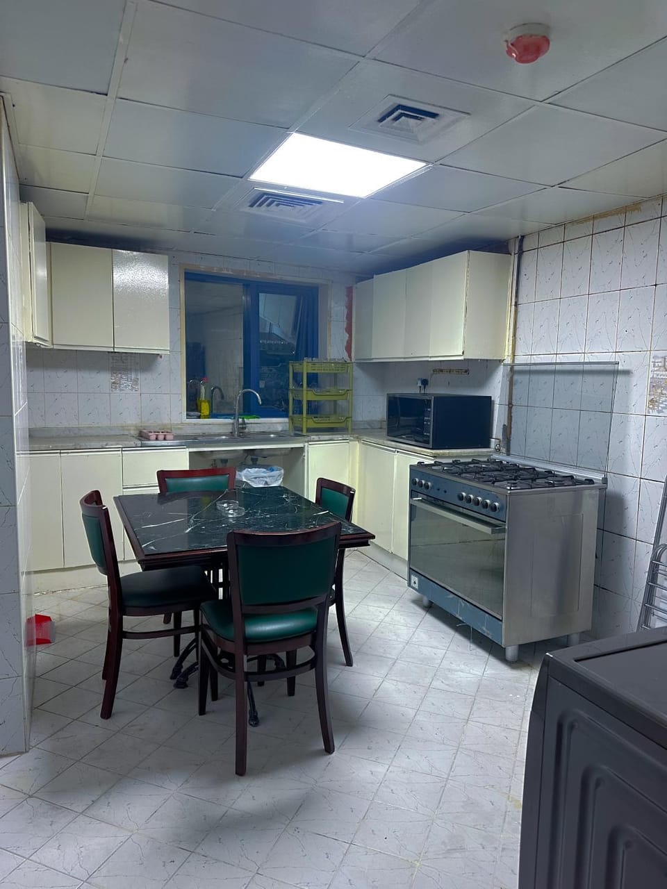 Communal kitchen, kitchen