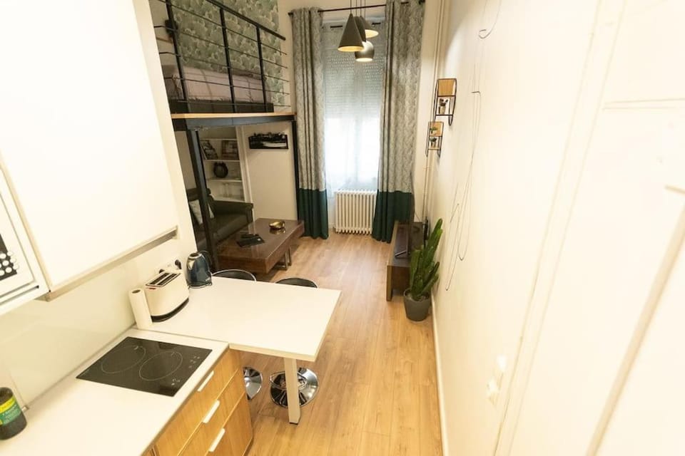 La Mezzanina - Hypercentre - Gare Apartment in Angers