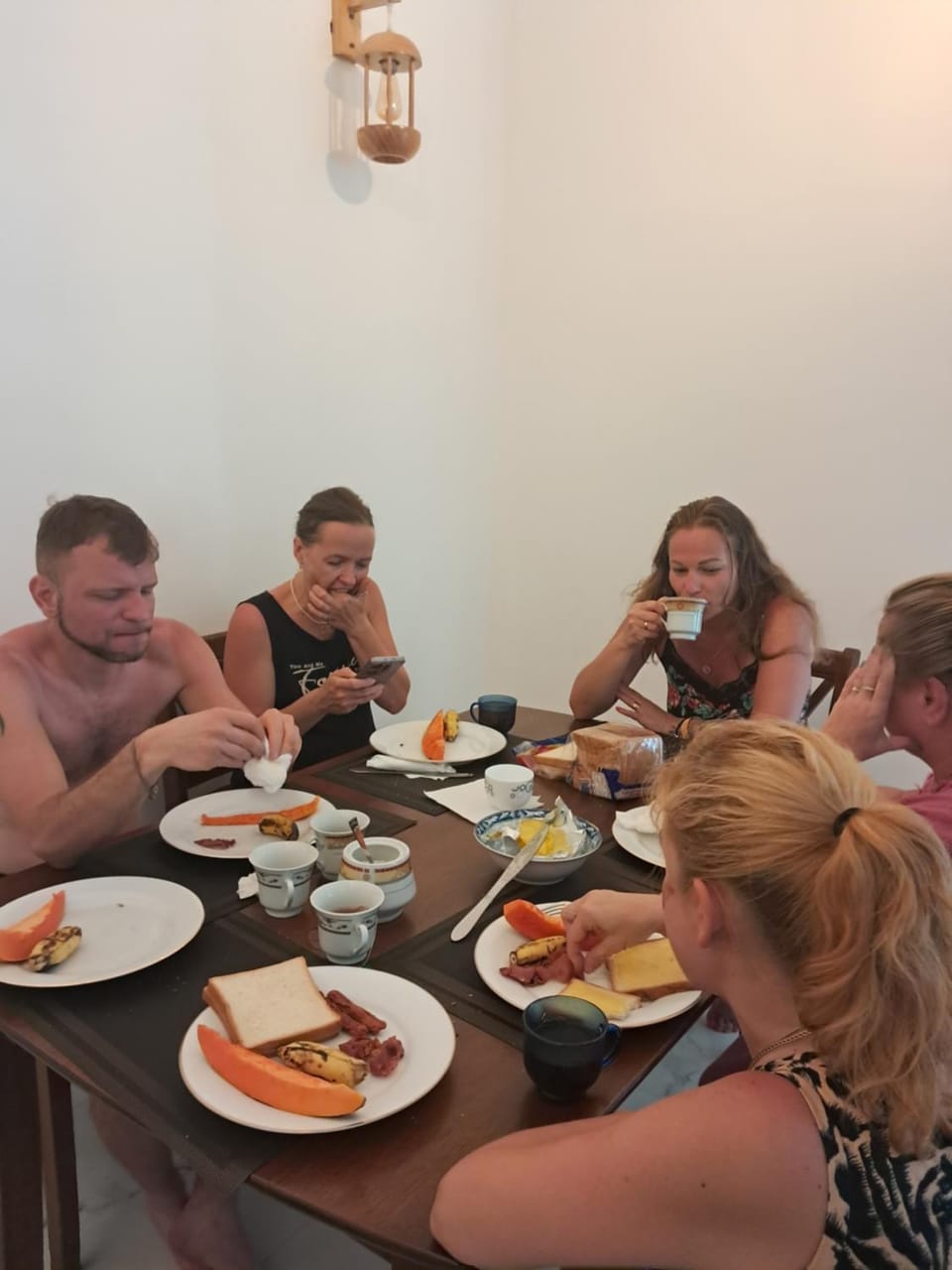 Restaurant/places to eat, Food and drinks, Food