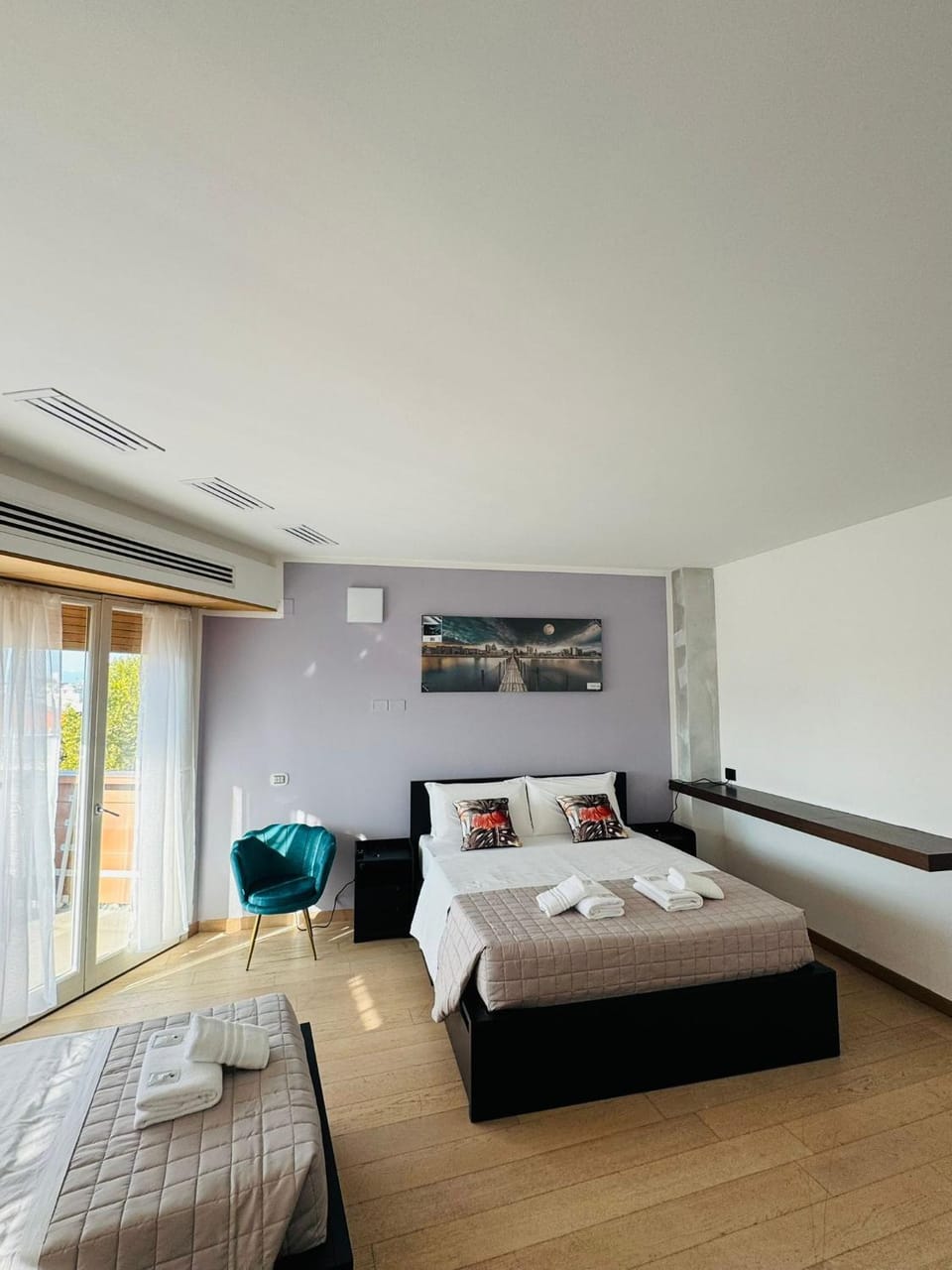 Bed, Bedroom