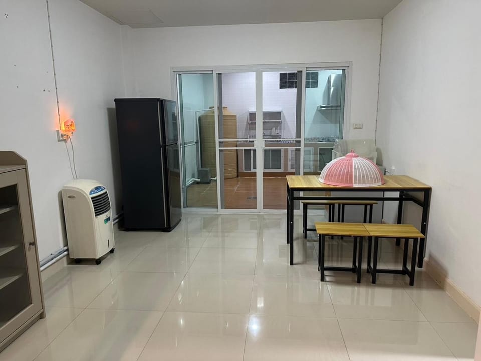 Family House - Long Stay in BKK Apartment in Bangkok