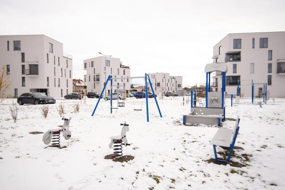 Day, Winter, Children play ground