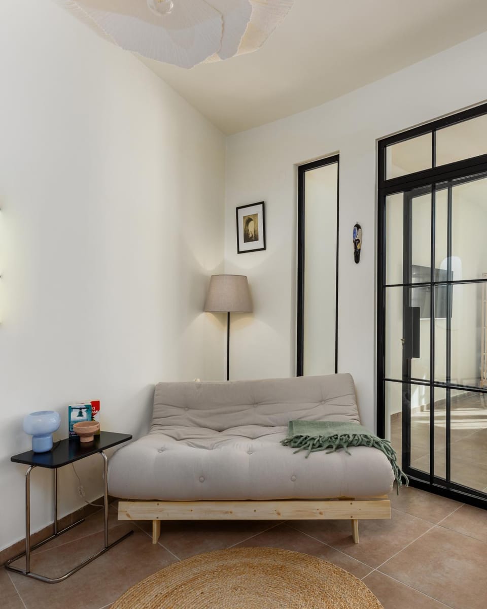 Living room, Bedroom