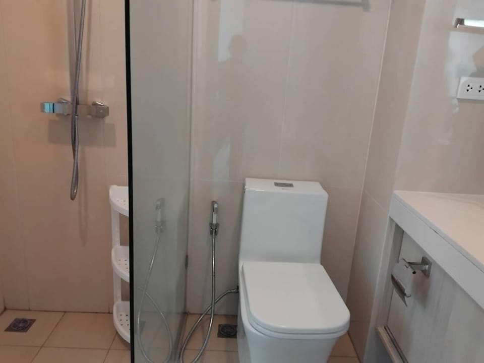 1bed Luxury apartment with pool & gym access near walking street Apartment in Pattaya City