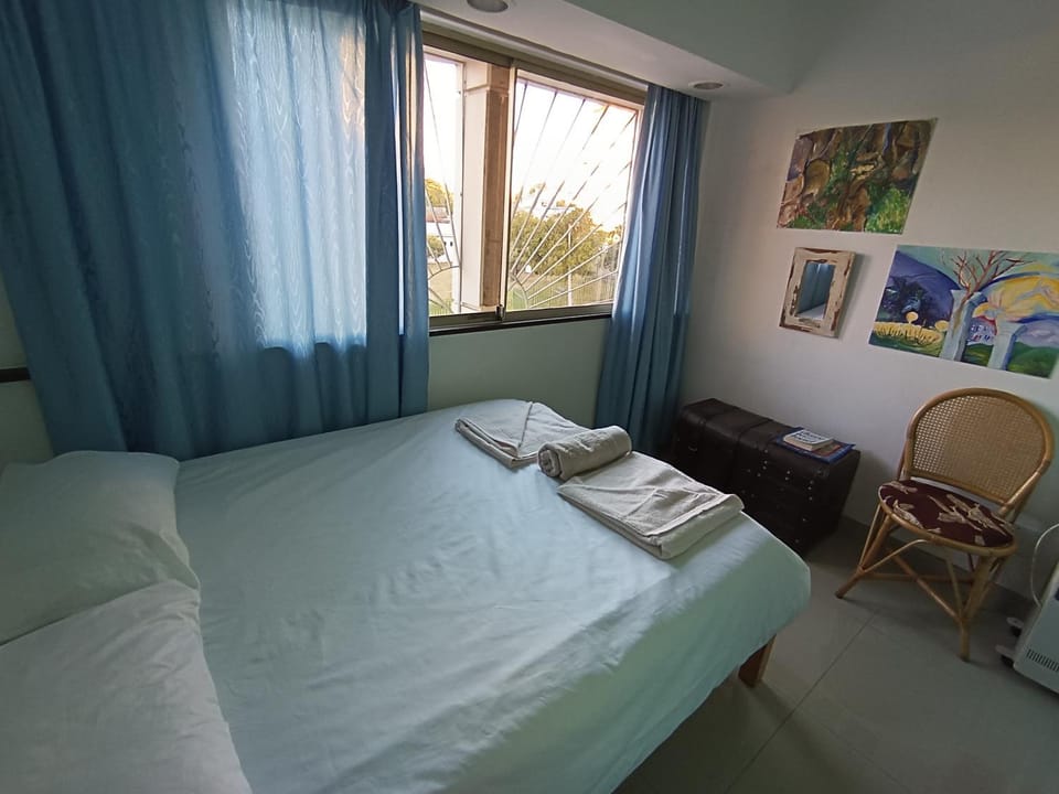 Sea Point Apartment close to the prom Apartment in Sea Point