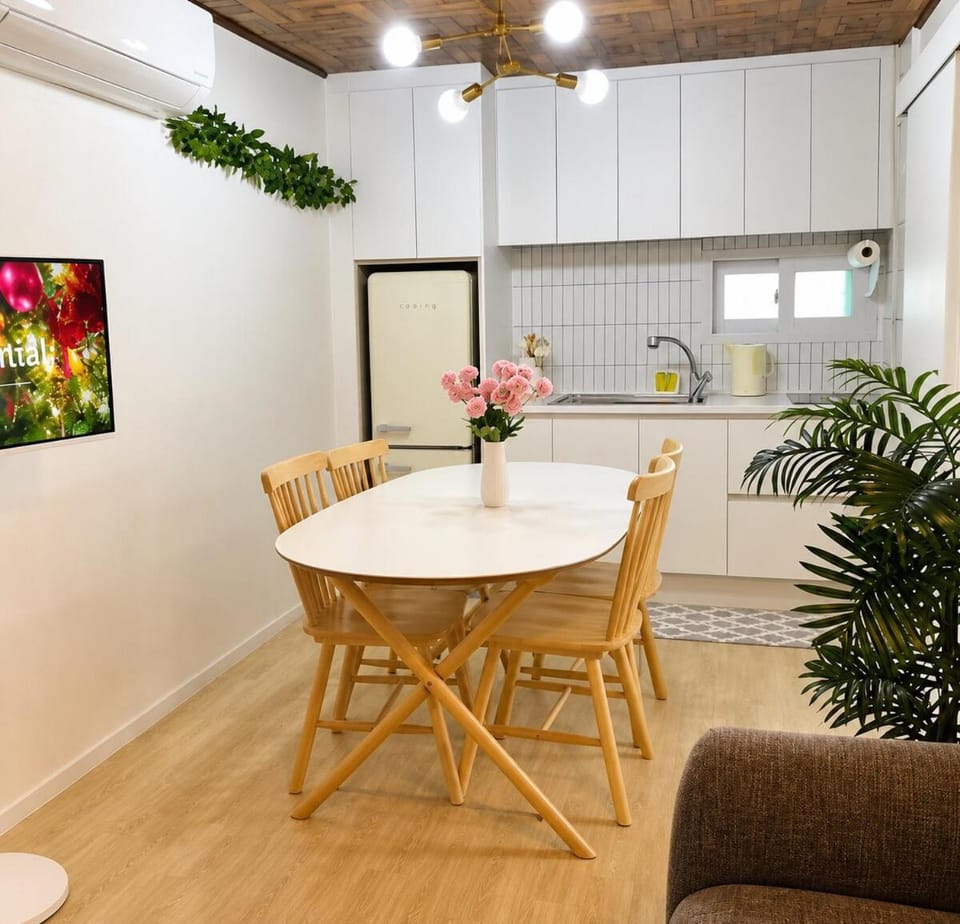 Green house Seoul station Apartment in Seoul