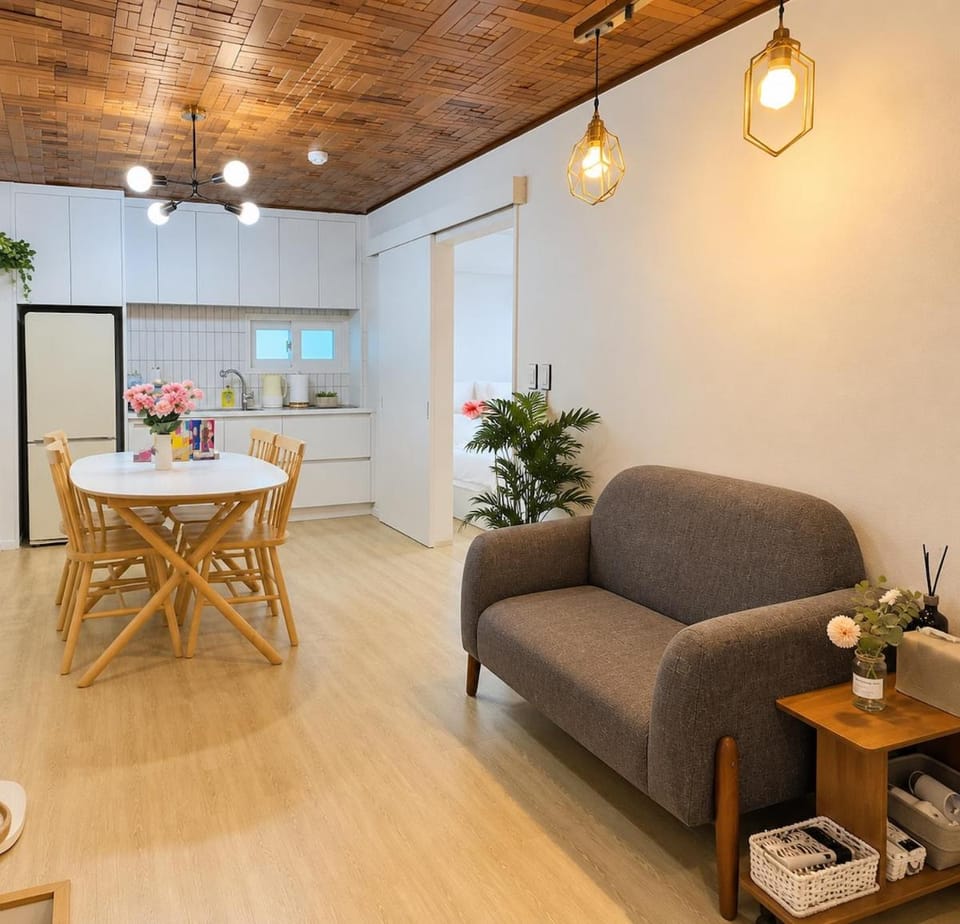 Green house Seoul station Apartment in Seoul