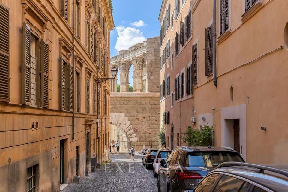 Colosseum Charming Apartment in Monti Apartment in Rome