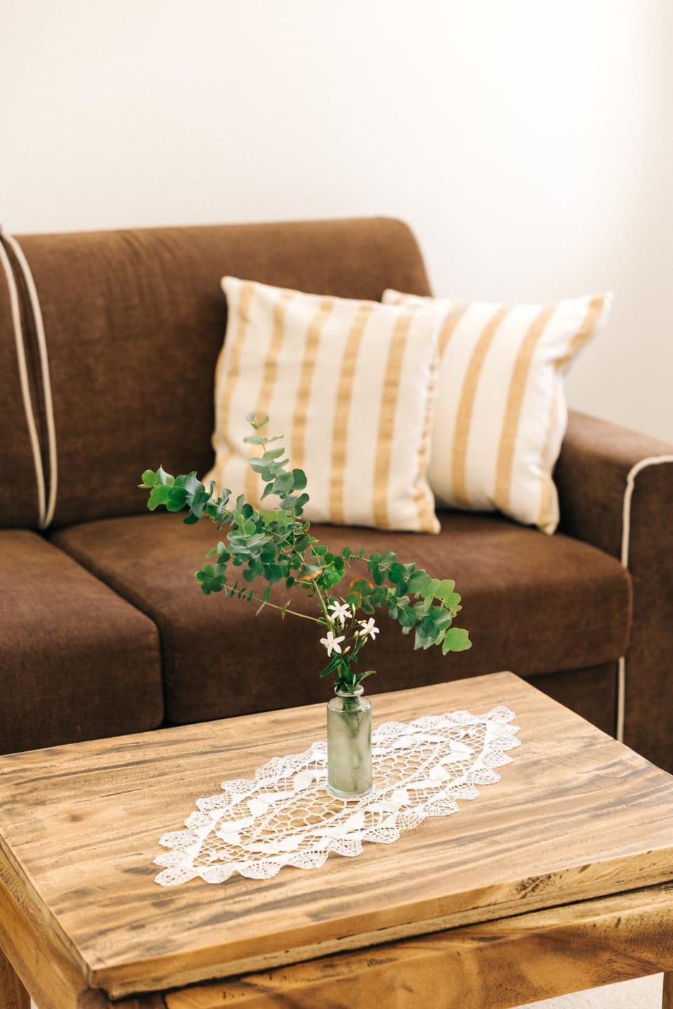 Living room, Decorative detail, Seating area