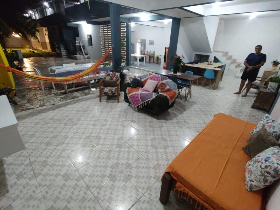 Patio, Living room