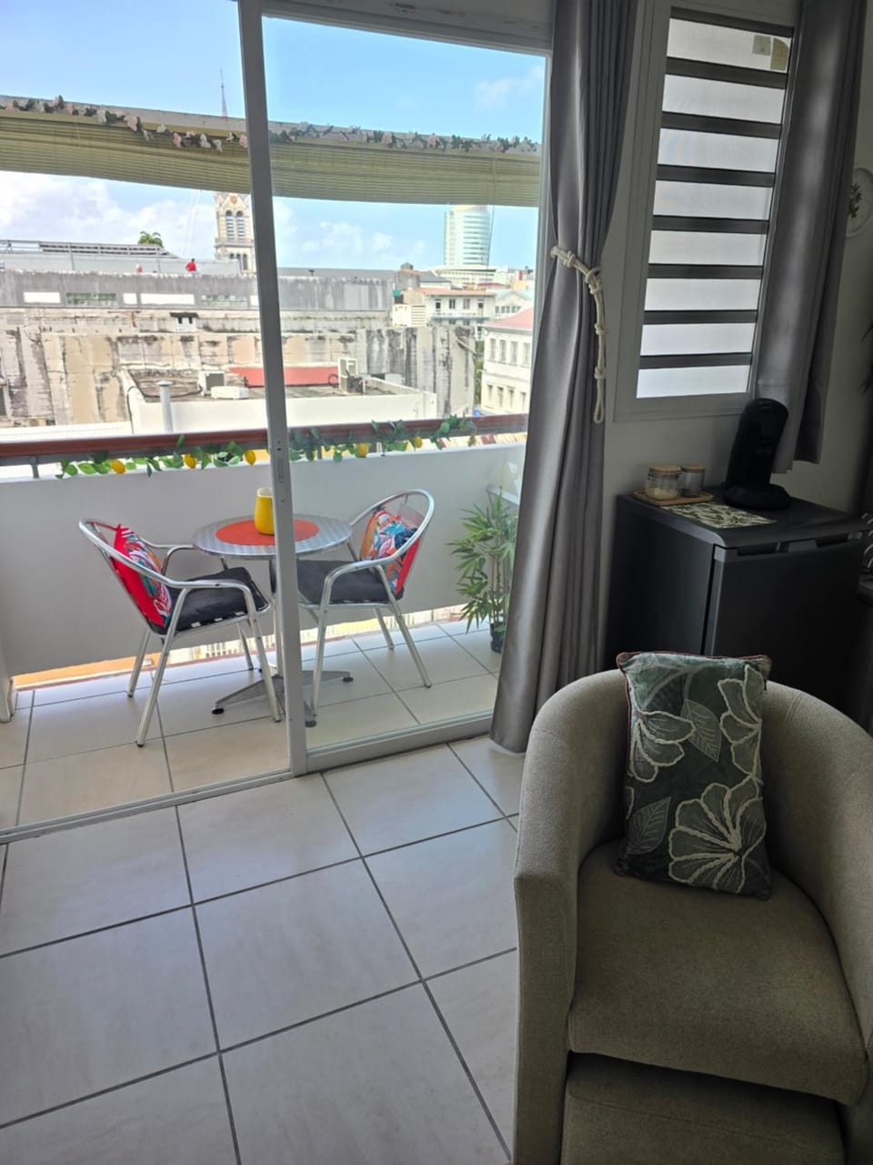 View (from property/room), Balcony/Terrace, Seating area, Dining area