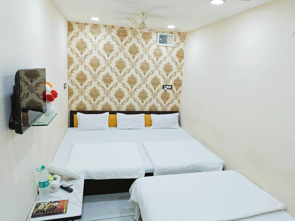 Ginger hotels ujjain tower kshipra inn-Family stay airconditioned hotel Hotel in India