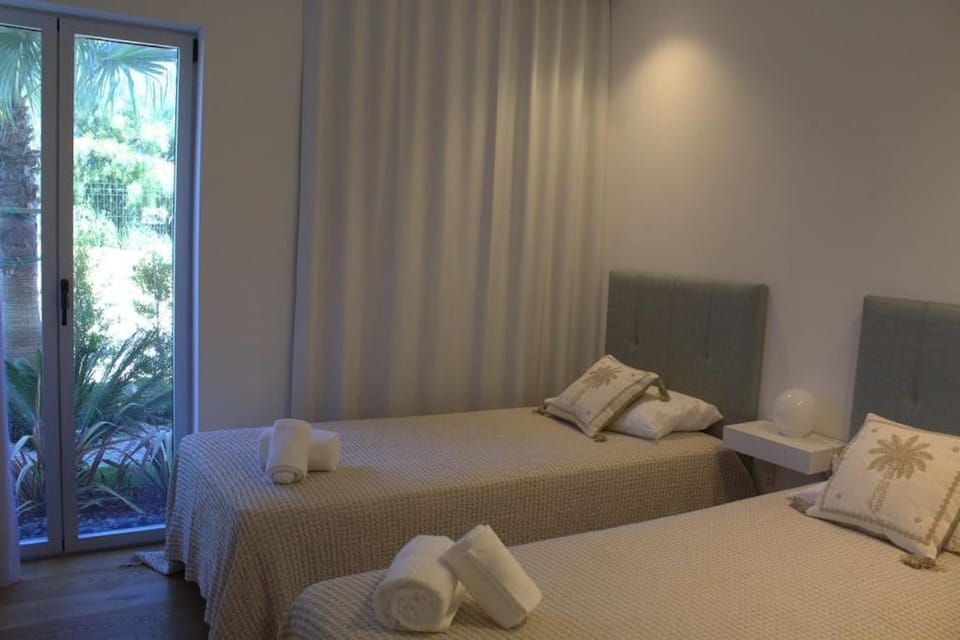 Lakes 24 - Av Praia da Falésia Apartment in Quarteira