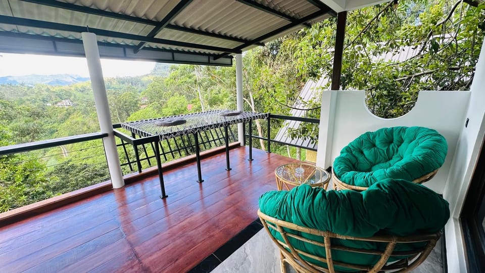 Natural landscape, Balcony/Terrace, Seating area