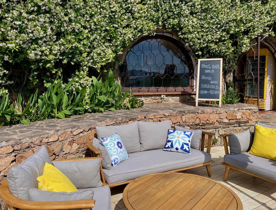 Patio, Garden, Swimming pool