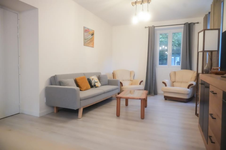 Location F2 44 m2 Apartment in Corsica