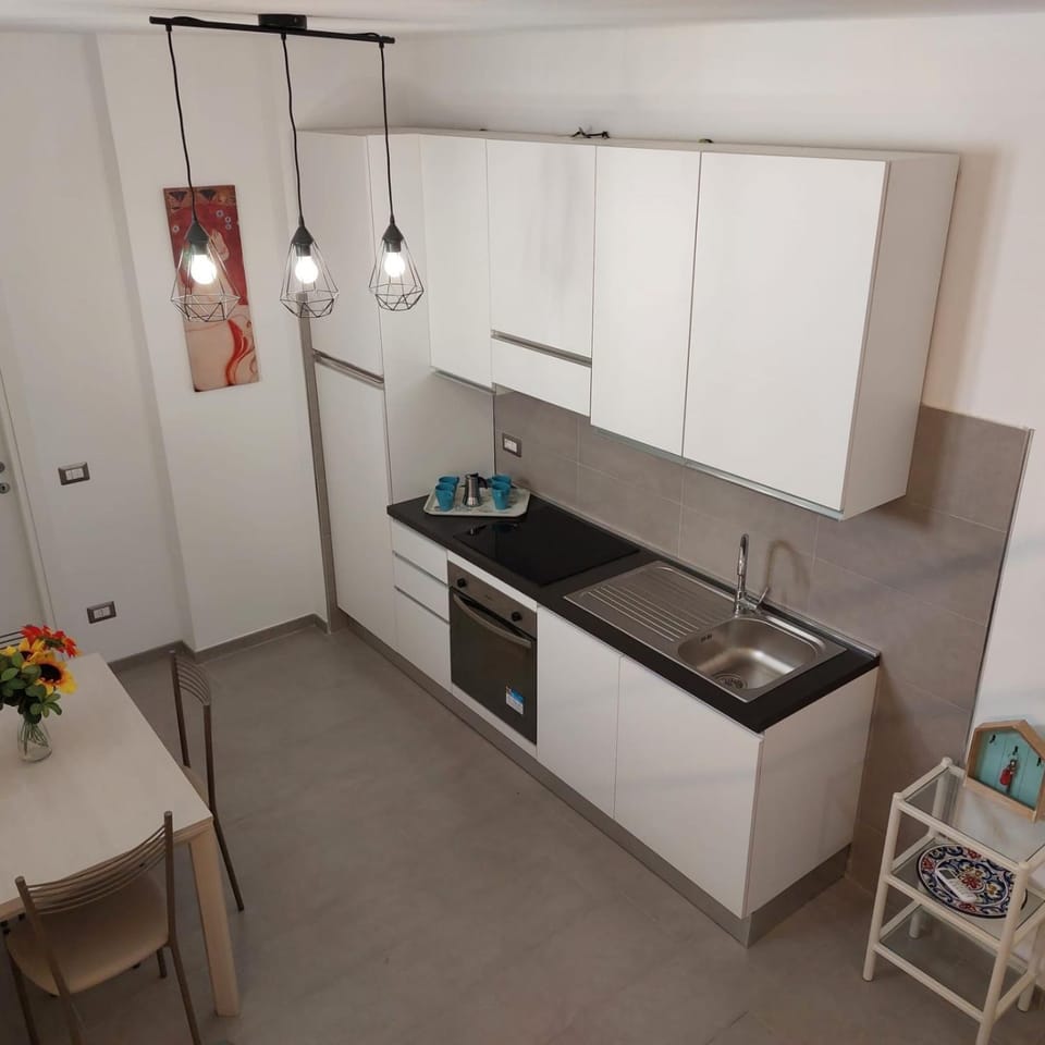 Appartamento dietro il lungomare fra le due baie, fino a 8 posti letto Apartment in Sestri Levante