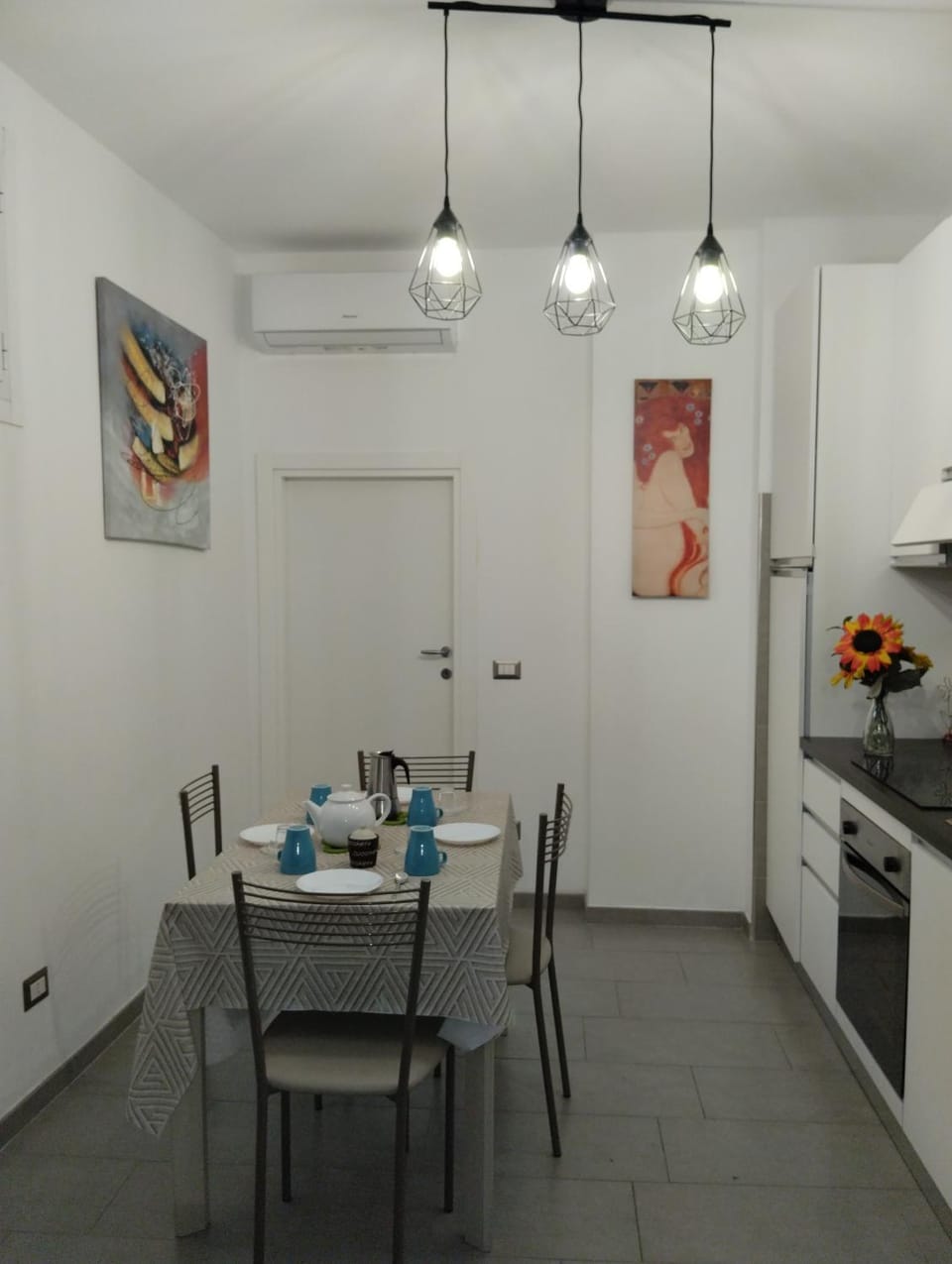 Appartamento dietro il lungomare fra le due baie, fino a 8 posti letto Apartment in Sestri Levante