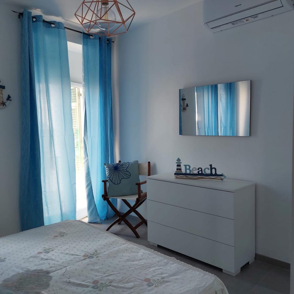 Appartamento dietro il lungomare fra le due baie, fino a 8 posti letto Apartment in Sestri Levante