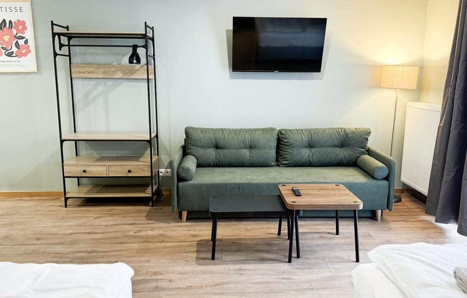 Green Studio with balcony - free parking Apartment in Warsaw